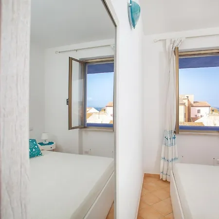 Lungoni Apartment