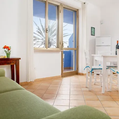 Lungoni Apartment *